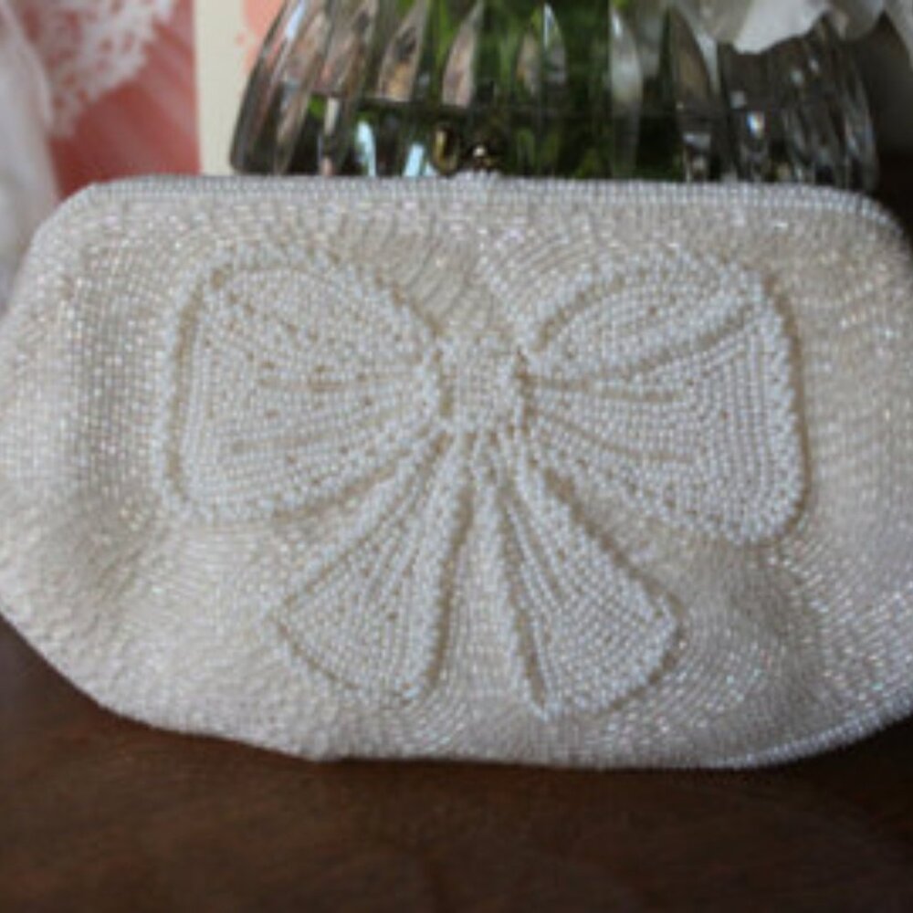 Vintage Beaded Bow Bag
